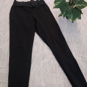 High waisted black leggings size MEDIUM